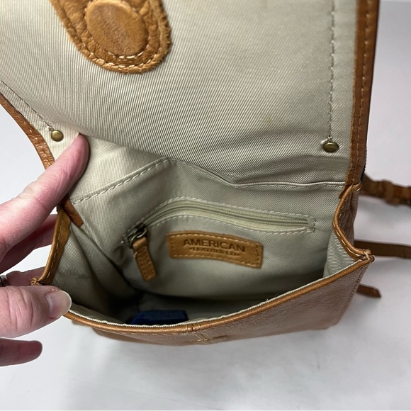 American Leather Co Kansas Brown Leather Crossbody - Picture 7 of 12